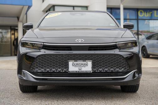 2024 Toyota Crown XLE