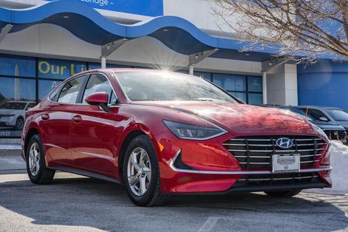 2022 Hyundai SONATA SE