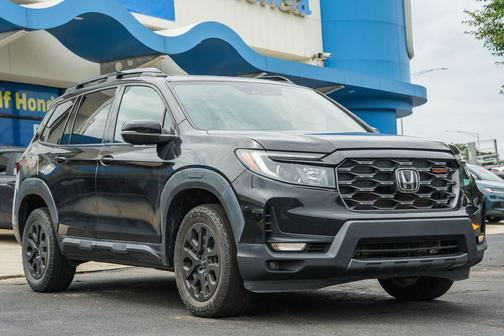 Crystal Black Pearl 2023 Honda Passport AWD TrailSport