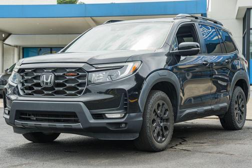Crystal Black Pearl 2023 Honda Passport AWD TrailSport
