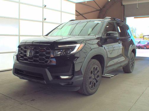 Crystal Black Pearl 2023 Honda Passport AWD TrailSport
