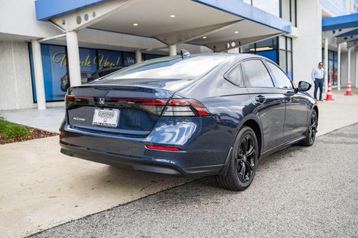2025 Honda Accord Sport SE 1.5T