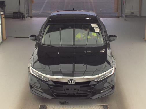 Crystal Black Pearl 2020 Honda Accord EX-L 1.5T