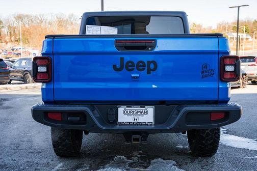 2021 Jeep Gladiator Willys 4x4