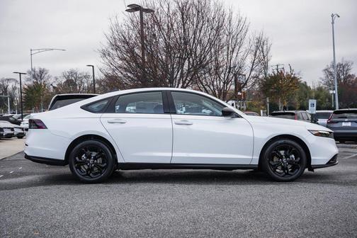 2025 Honda Accord Sport SE 1.5T