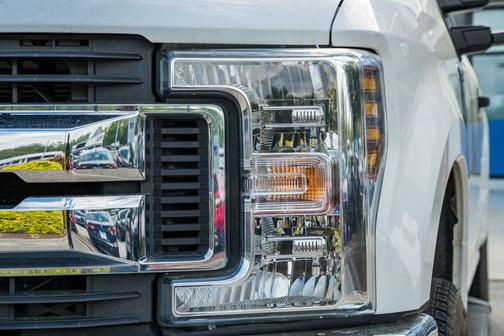 OXFORD WHITE 2019 Ford F-350 XL