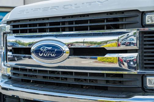 OXFORD WHITE 2019 Ford F-350 XL