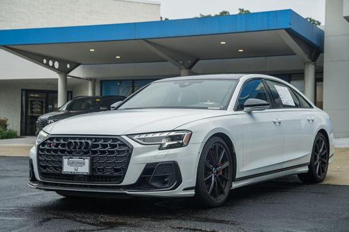 Glacier White Metallic 2024 Audi S8 4.0T