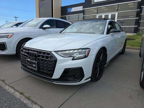 Glacier White Metallic 2024 Audi S8 4.0T