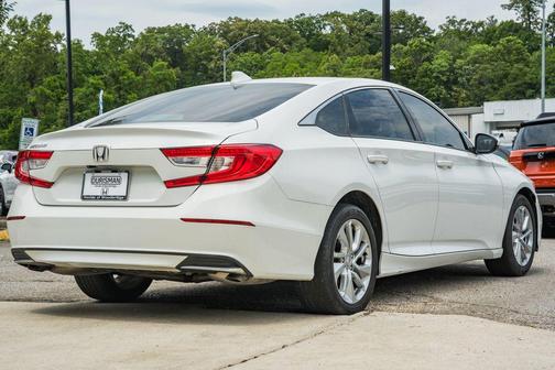 Platinum White Pearl 2019 Honda Accord LX