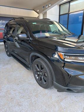 Crystal Black Pearl 2023 Honda Pilot AWD Sport