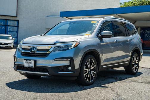 Lunar Silver Metallic 2019 Honda Pilot Elite