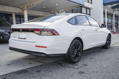 2025 Honda Accord Sport SE 1.5T