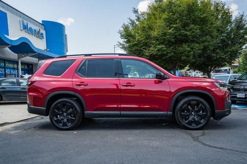 Radiant Red Metallic II 2026 Honda Pilot Black Edition