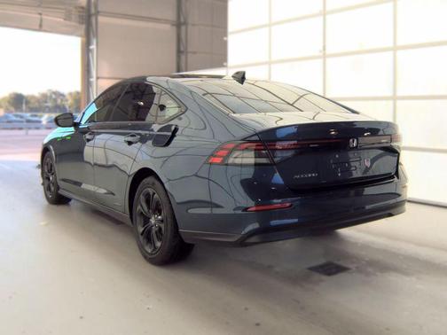 Canyon River Blue Metallic 2025 Honda Accord SE