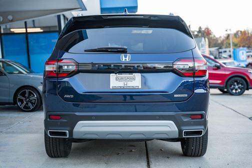 2025 Honda Pilot Touring 8-Passenger