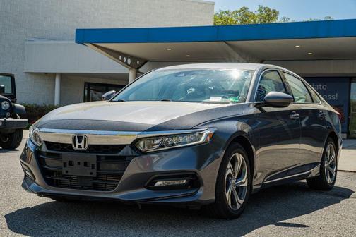 Lunar Silver Metallic 2019 Honda Accord EX