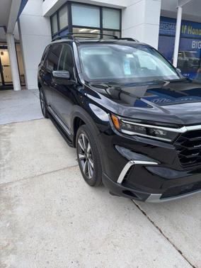 Crystal Black Pearl 2023 Honda Pilot AWD Elite