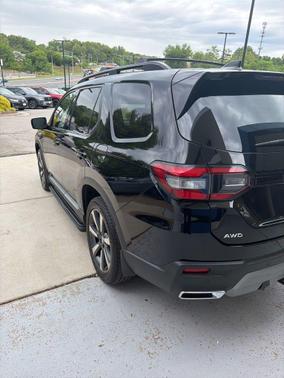Crystal Black Pearl 2023 Honda Pilot AWD Elite