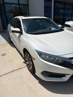 White 2017 Honda Civic EX