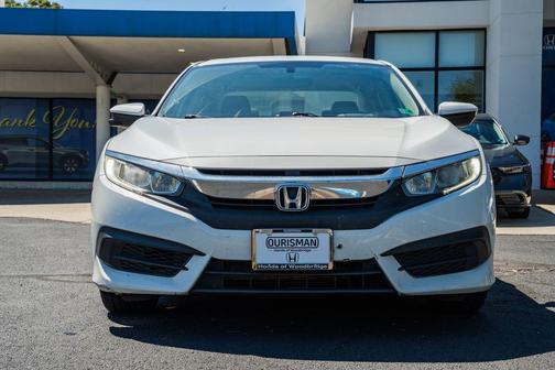 White 2017 Honda Civic EX