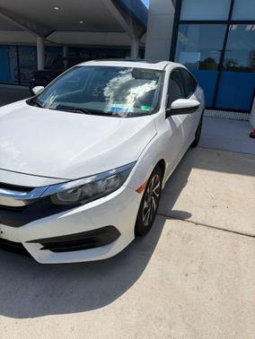 White 2017 Honda Civic EX