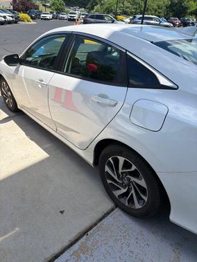 White 2017 Honda Civic EX