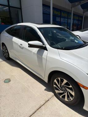 White 2017 Honda Civic EX