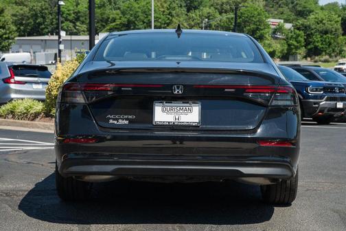 Crystal Black Pearl 2025 Honda Accord LX 1.5T
