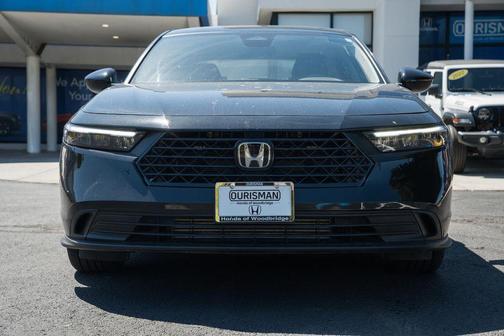 Crystal Black Pearl 2025 Honda Accord LX 1.5T