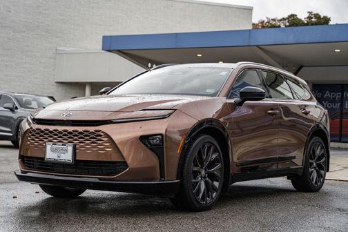 2025 Toyota Crown Signia Limited