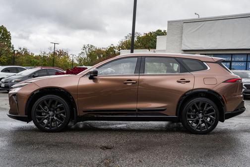 2025 Toyota Crown Signia Limited