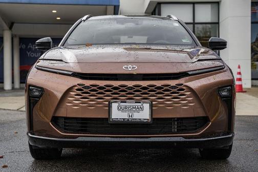 2025 Toyota Crown Signia Limited