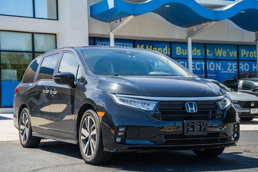 Black 2024 Honda Odyssey Touring