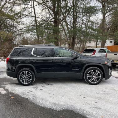 2023 GMC Acadia AWD SLT