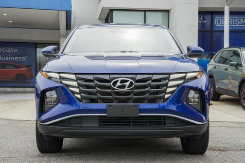 2022 Hyundai TUCSON SE