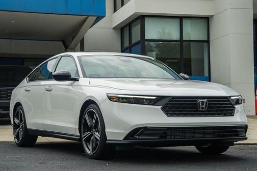 Platinum White Pearl 2026 Honda Accord SE