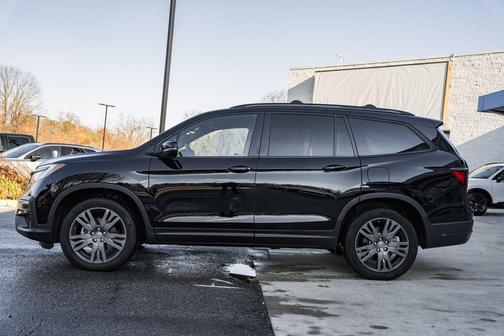 2022 Honda Pilot AWD Sport