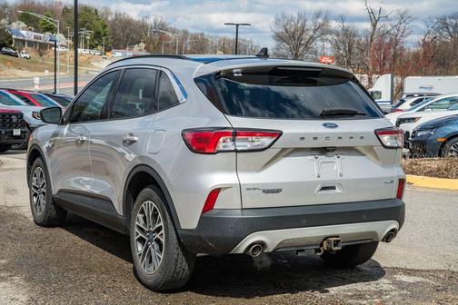 2020 Ford Escape SEL