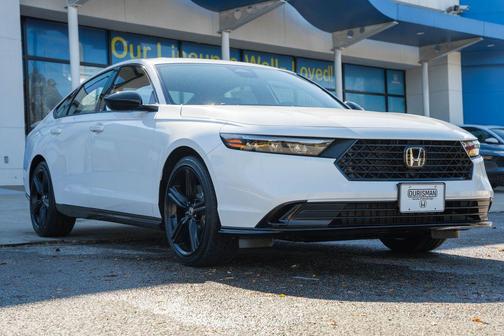 2025 Honda Accord Hybrid Base