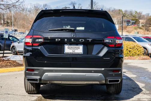 2026 Honda Pilot Touring 8-Passenger