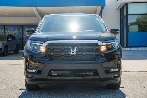 Crystal Black Pearl 2026 Honda Ridgeline RTL