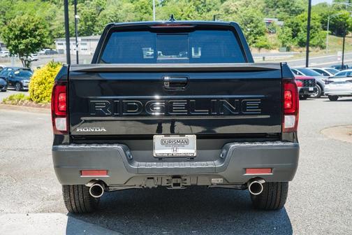 Crystal Black Pearl 2026 Honda Ridgeline RTL