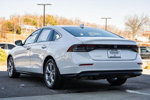 2023 Honda Accord LX 1.5T