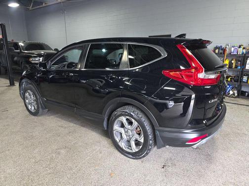 Crystal Black Pearl 2018 Honda CR-V EX
