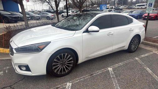 2017 Kia Cadenza Premium
