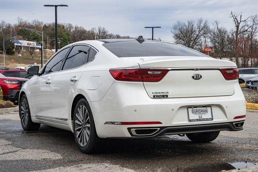 2017 Kia Cadenza Premium
