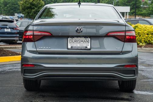 Black 2024 Volkswagen Jetta 1.5T SE