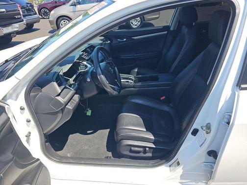 White 2018 Honda Civic EX-L