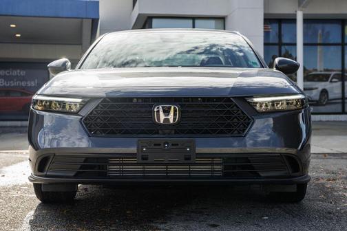 2025 Honda Accord LX 1.5T